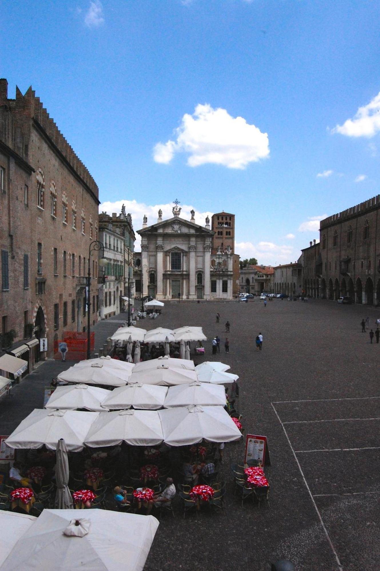 Hotel Mantegna Stazione Mantova Esterno foto