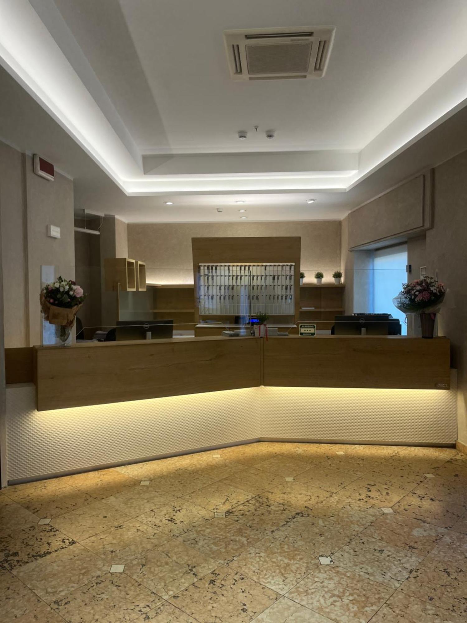 Hotel Mantegna Stazione Mantova Esterno foto